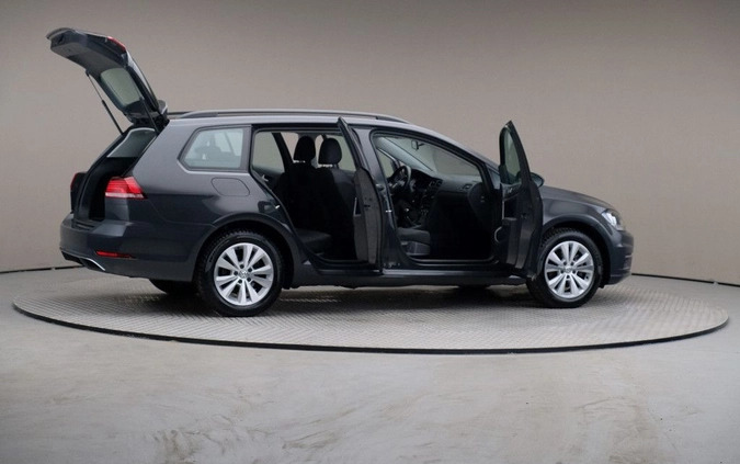 Volkswagen Golf cena 59899 przebieg: 40875, rok produkcji 2019 z Warszawa małe 137